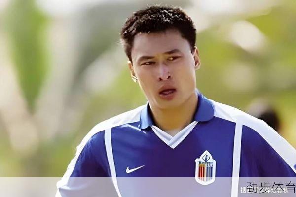 从球员到教练:艾德沃卡特的足球传奇之路